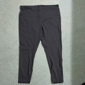 Women’s Lululemon Wunder Train Ribbed Leggings 25”